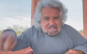 Grillo si sfoga: "Mio figlio non ha fatto niente, ce li avrei portati io in galera a calci nel c**o"
