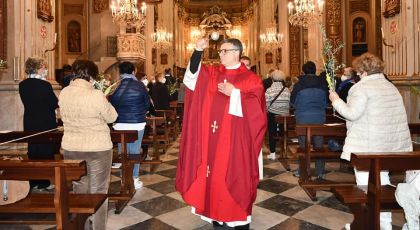 Imperia, la parrocchia ha troppi debiti e il parroco si dimette