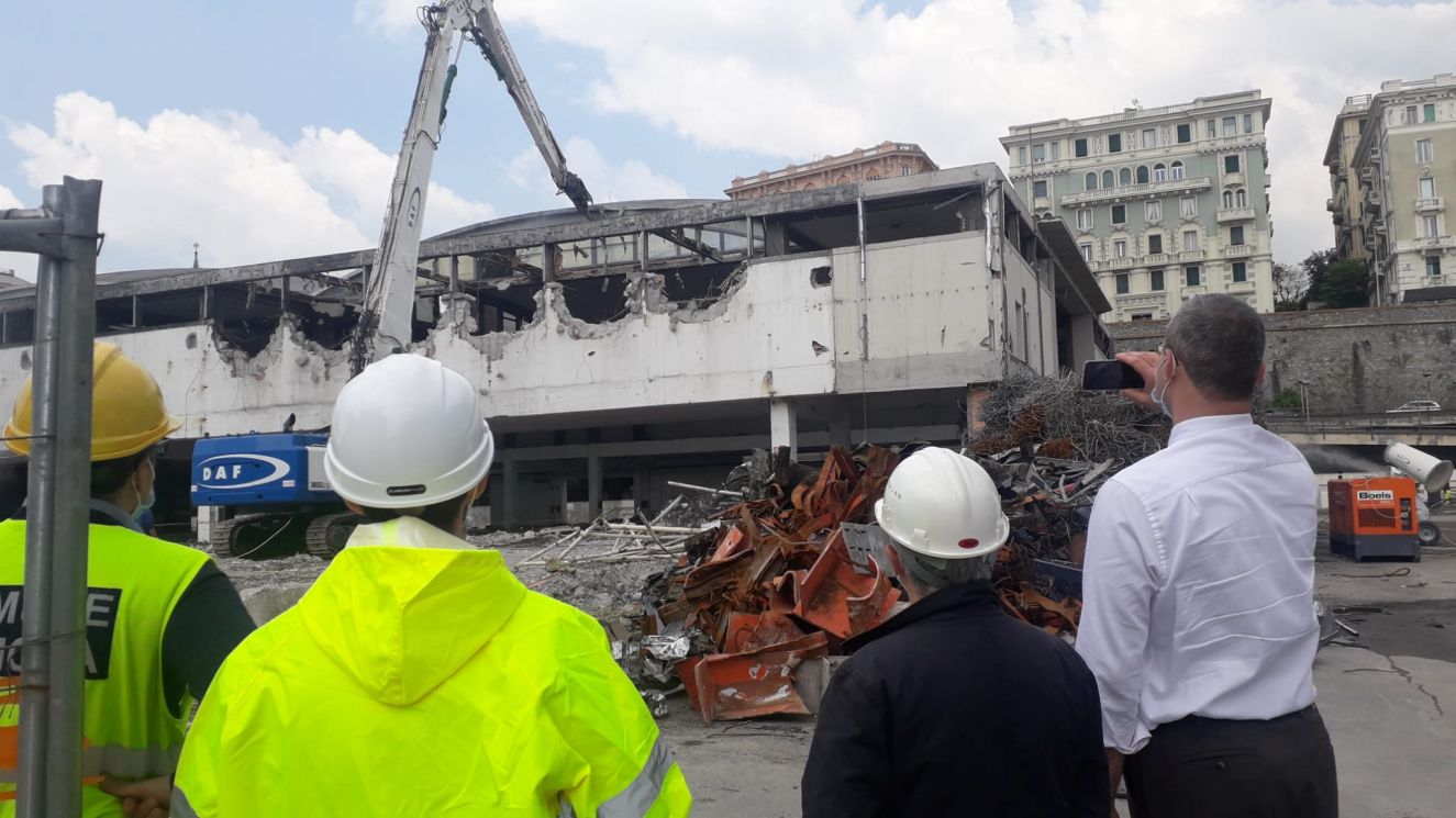 Waterfront di Levante, via alla demolizione del Padiglione C alla Fiera di Genova