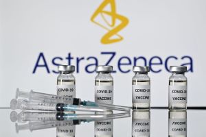 Ema su AstraZeneca: "Seconda dose entro 4-12 settimane"