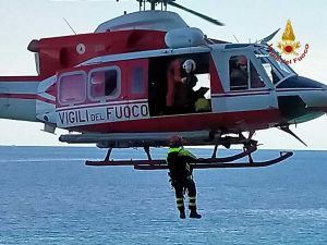 Genova, due escursionisti feriti a Nervi: anche l'elicottero Drago in soccorso