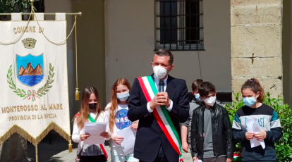 Monterosso, il Consiglio Comunale dei ragazzi protagonista della cerimonia del 25 aprile