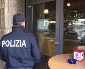 Genova, somministra bevande al bancone: chiuso e sanzionato un bar