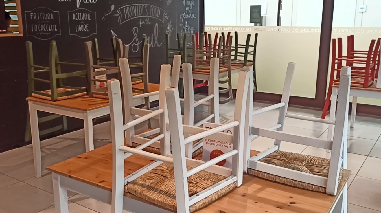 Riapertura nel weekend dell’Outlet di Brugnato: "Totale silenzio dalle forze politiche"