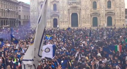 Inter, la gioia incontenibile dei tifosi: in migliaia assembrati in piazza Duomo