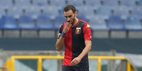 Il Genoa si sveglia tardi: il Sassuolo passa 2-1 al Ferraris