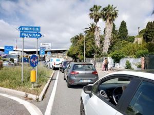 Frontalieri con targa estera, dissequestrato veicolo a un abitante di Ventimiglia