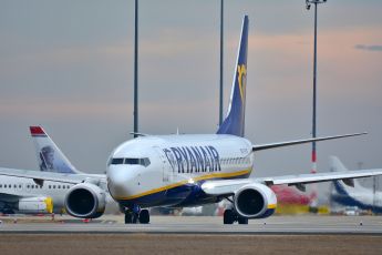 Il covid penalizza Ryanair: 815 milioni di perdite