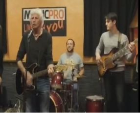 Sandro Giacobbe a Telenord  presenta la sua nuova canzone : “Il nostro Tempo”