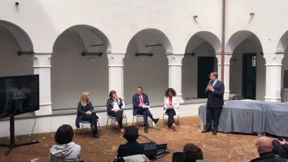 Nasce a Genova la casa dei cantautori con il ricordo di Battiato, Dori Ghezzi: "Vivrà in questa casa"