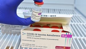 Vaccini, Toti: "AstraZeneca ai volontari, pronti ad aprire le prenotazioni"