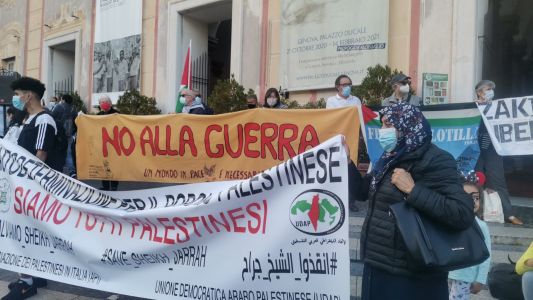 Genova, manifestazione in piazza De Ferrari in favore della Palestina