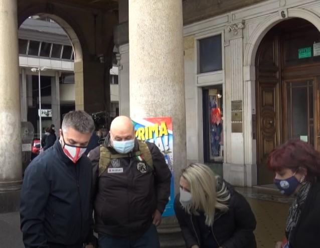 Genova, la Lega lancia i gazebo per il tesseramento, Rixi: "Ora le firme per i referendum"