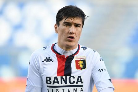 Basta Shomurodov: il Genoa espugna Cagliari e va in vacanza con una vittoria