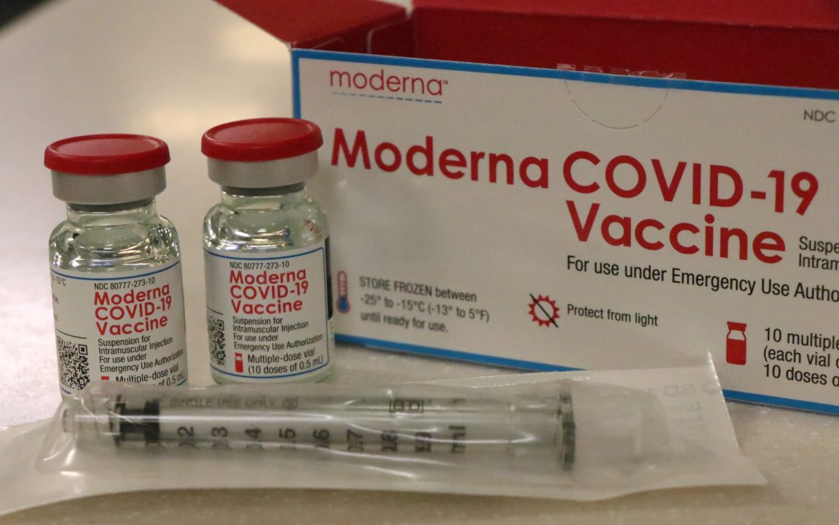 Vaccino Moderna efficace al 100% su adolescenti dopo seconda dose