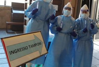 Covid Genova, richieste ridotte: da lunedì sospeso il punto tamponi di porta Siberia