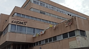 "Giù le mani dal Luzzati", scontro a Chiavari tra liceo artistico e linguistico 