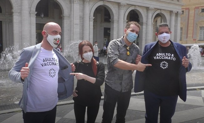 Bassetti: "Mandato la maglietta 'Adulta&Vaccinata' anche a Chiara Ferragni"
