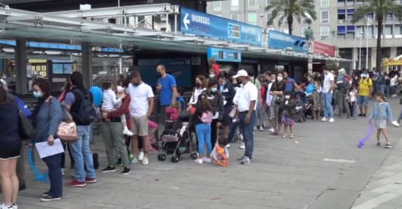 Genova, aria di festa: centro e Porto Antico si ripopolano