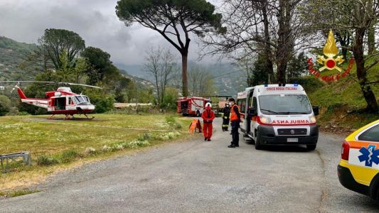 Savona, gamba incastrata in una motozappa: anziano grave al San Martino