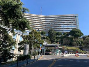 Genova, aperto un fascicolo senza ipotesi di reato per la 18enne grave dopo il vaccino