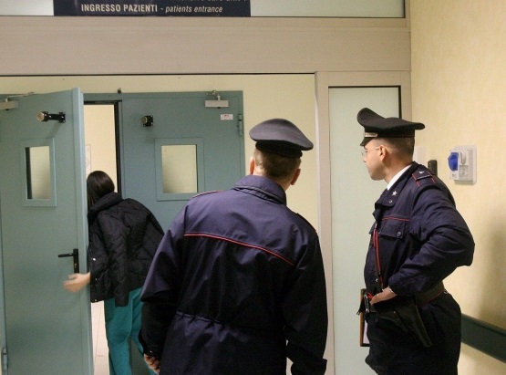 Sestri Levante, ricoverato in ospedale e scoperto con 120 grammi di hashish: arrestato