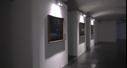 Genova, a Palazzo Ducale la mostra fotografica "Tragedia Contemporanea" di Alex Majoli