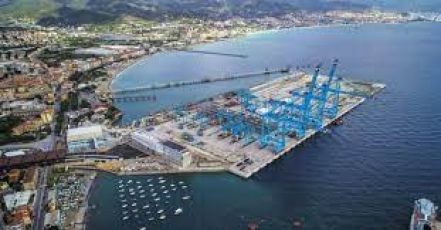 Un hub logistico-industriale per il caffè nel retroporto di Vado Ligure