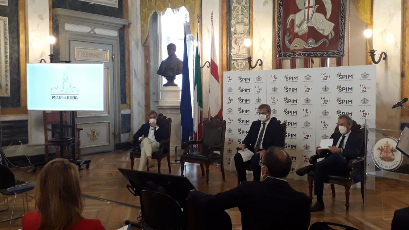 Un hotel con bar, ristorante e una galleria d'arte: il Comune "ripensa" Palazzo Galliera