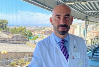 Covid, Bassetti: "Vaccinatevi nei prossimi due mesi, avremo casi in autunno è fisiologico"