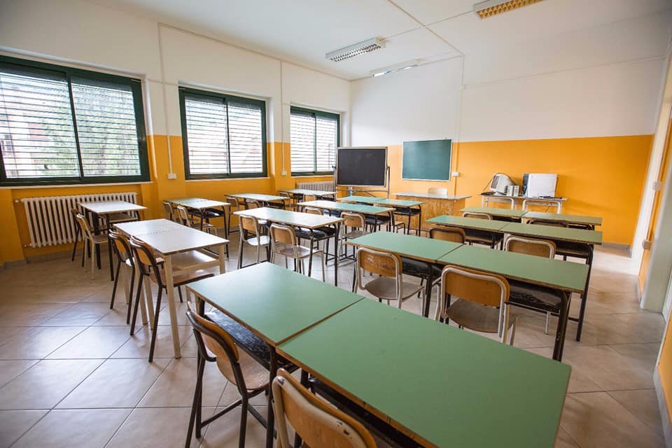Scuola Liguria, solo il 28% dei docenti e del personale scolastico è vaccinato