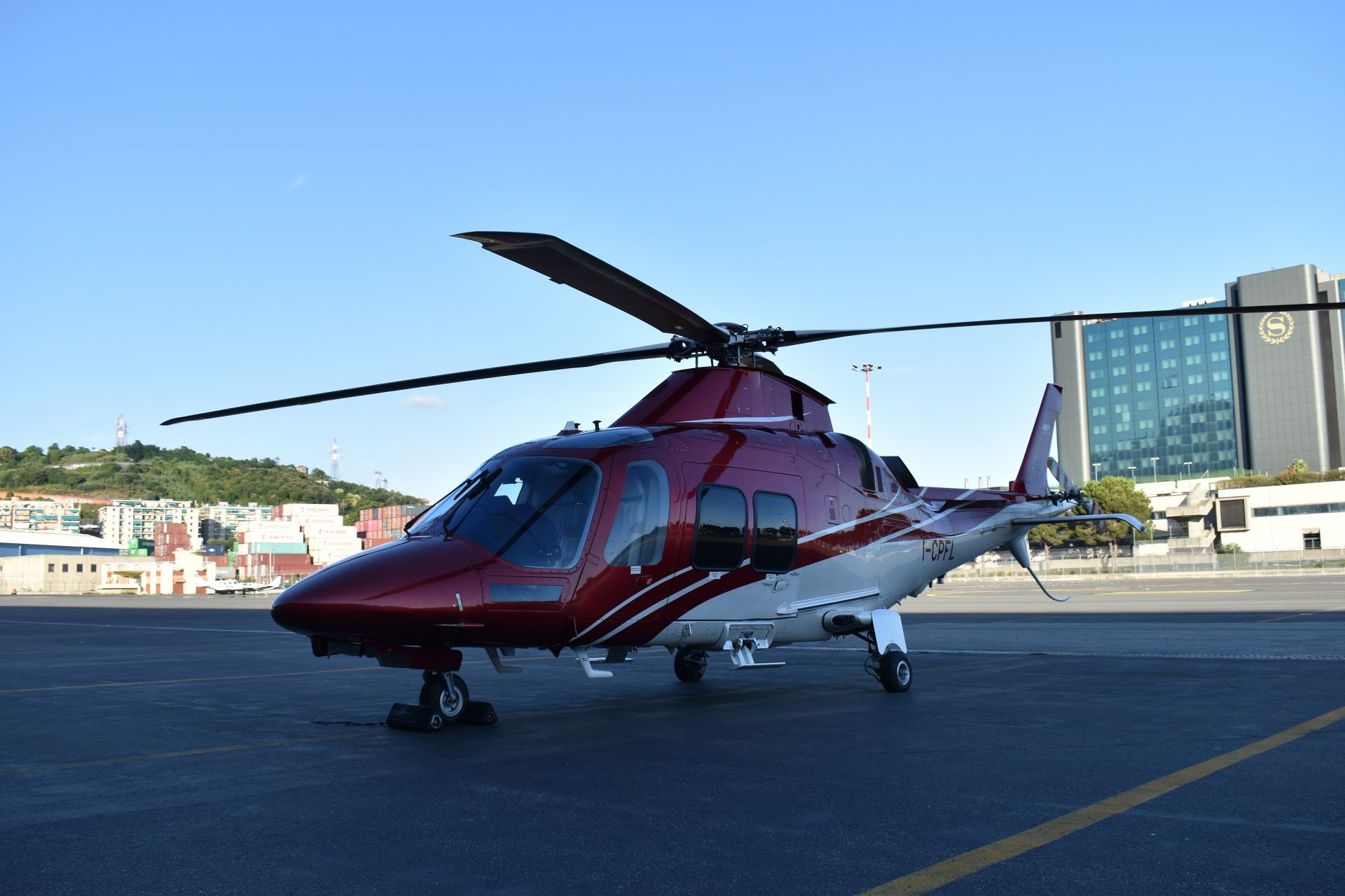 Aeroporto di Genova, nuovo elicottero per voli privati verso le riviere e la Costa Azzurra