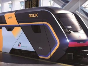 Trenitalia consegna l'ottavo Rock alla Regione Toscana: ne arriveranno altri 21
