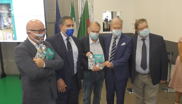 "Flashback Covid", la lotta alla pandemia negli scatti del fotoreporter Roberto Bobbio