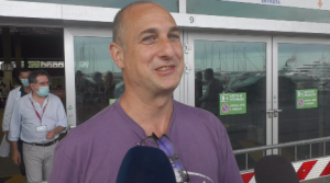 Andrea De Marco: "Genovesi vaccinatevi: il vaccino... è gratis!" 