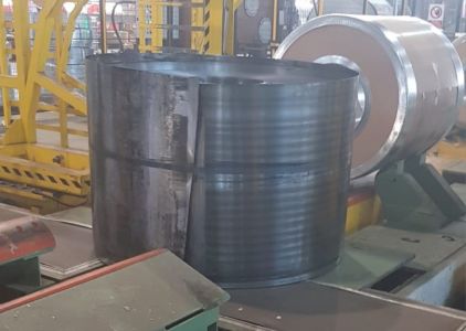 Ex-Ilva, cade un rotolo di acciaio da 40 tonnellate: è il terzo incidente in un mese