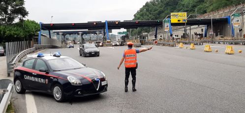Nella borsa frigo 4kg di hashish: fermato per un controllo a Genova Est e arrestato