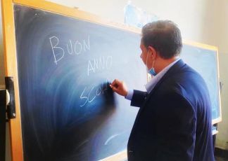 Scuola Liguria, Toti: "I docenti siano vaccinati altrimenti è bene valutare l'obbligo"