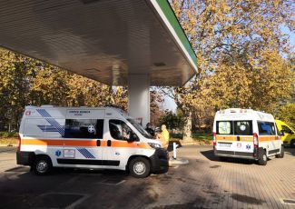 Imperia, auto bloccata nel traffico: bimba nasce dal benzinaio