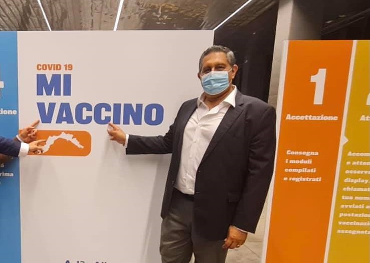 Toti: "La Liguria verso l'immunità di gregge, metà popolazione completamente vaccinata"