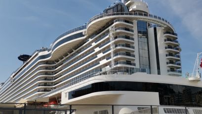 Il debutto della nuova ammiraglia Msc: la Seashore parte dal porto di Genova