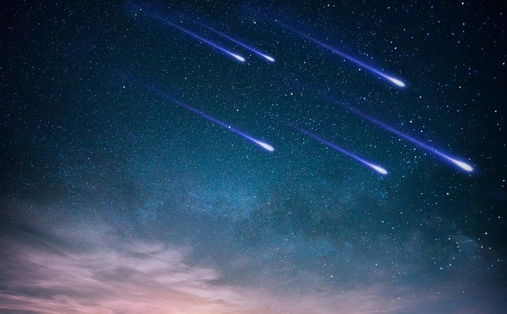 10 agosto, è la Notte di San Lorenzo: tutti col naso all'insù a caccia di stelle cadenti
