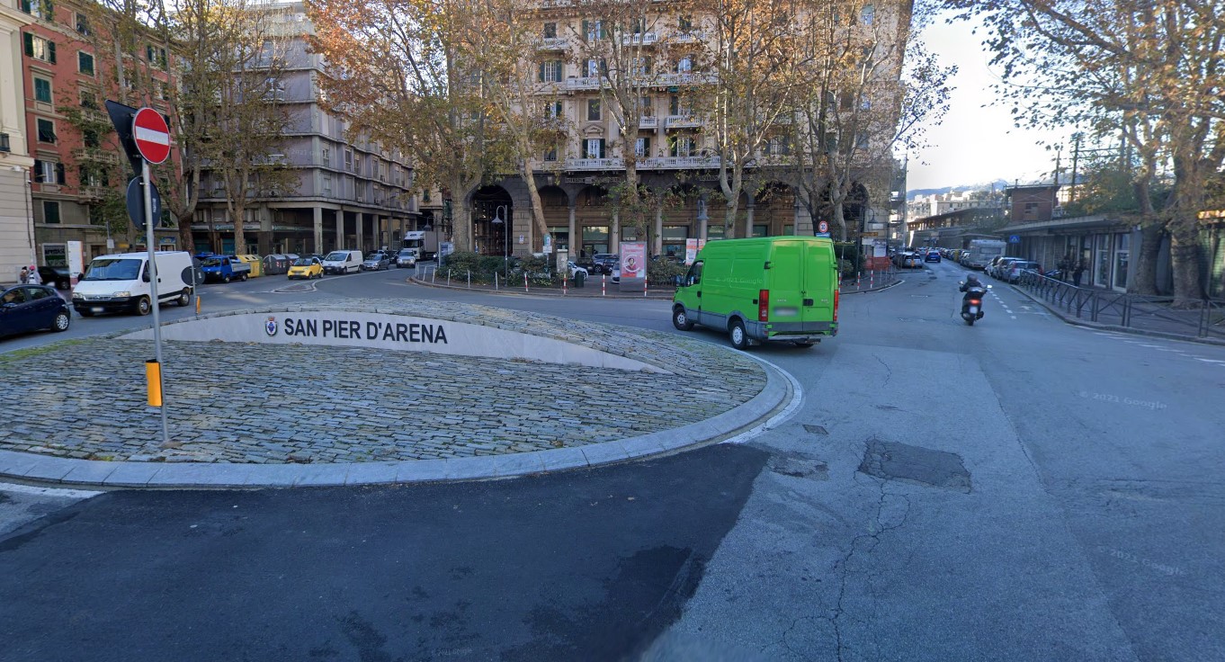 Genova, la lite finisce a bastonate in testa: 32enne rumeno denunciato a Sampierdarena