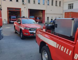 La Calabria continua a bruciare, da Genova partiti i rinforzi per i vigili del fuoco