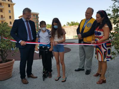 Radura della Memoria, l'inaugurazione del nuovo parco giochi sotto il ponte San Giorgio