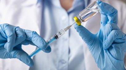 Liguria, da lunedì vaccinazioni senza prenotazione per la fascia 12-18 anni