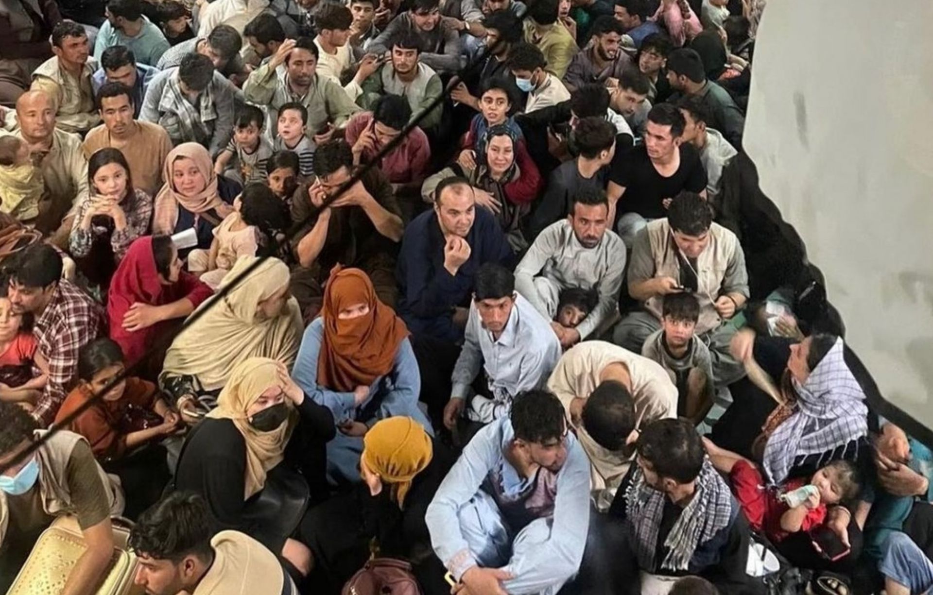 Sanremo, 206 profughi arrivati dall'Afghanistan: "Grazie Italia"