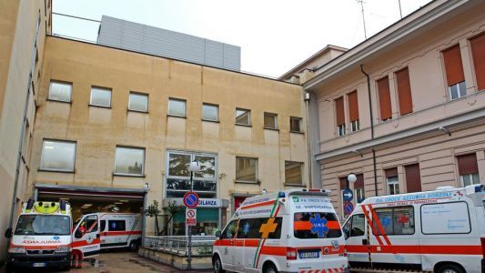 Genova, operaio rompe un tubo del gas e resta ustionato: in codice rosso