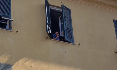 Ecco i primi 8 profughi afghani ad Albaro: "Sono spaventati ma gentili e sorridenti"