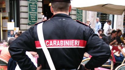 Carasco, 80enne ruba un portafoglio in un negozio: scoperto e denunciato